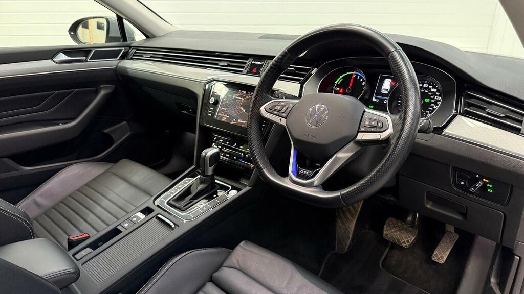 Volkswagen Passat 2.0 Tdi Evo Scr R-line Dsg #20