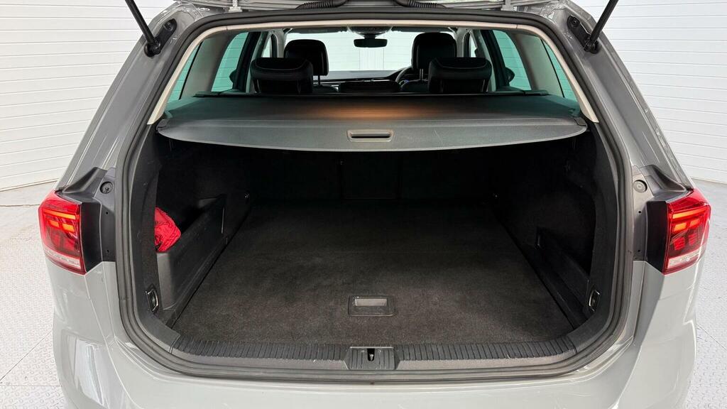 Volkswagen Passat 2.0 Tdi Evo Scr R-line Dsg #45