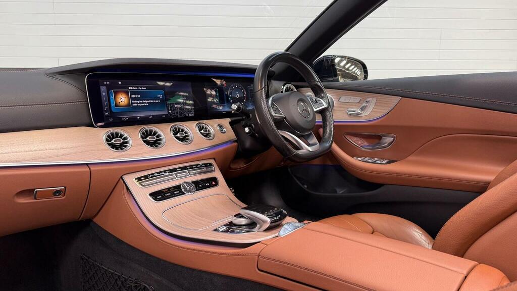 Mercedes-Benz E Class Black #36