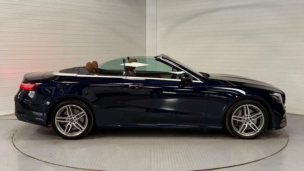 Mercedes-Benz E Class Black #13