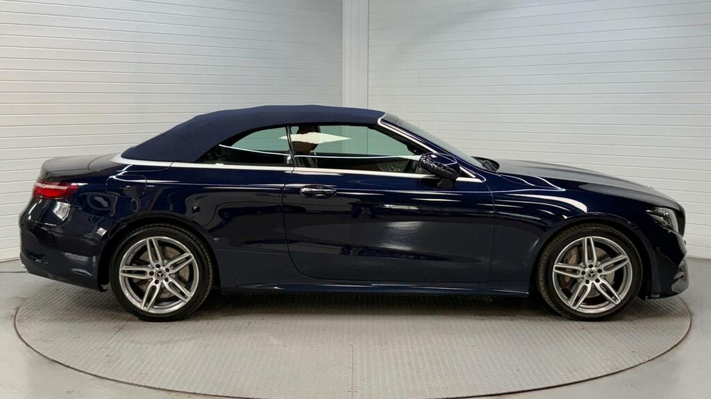 Mercedes-Benz E Class Black #60