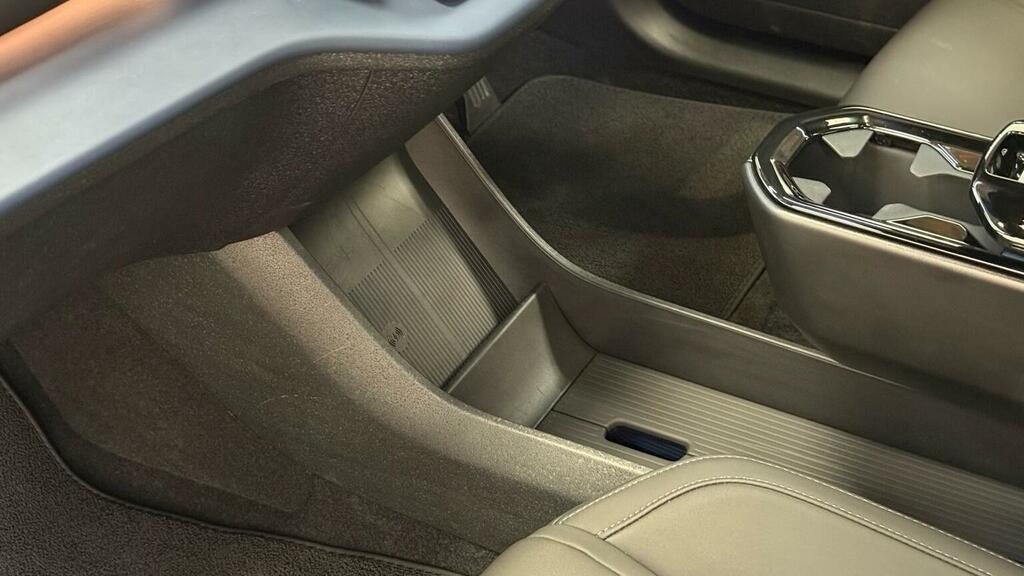 Volvo EX30 200Kw Sm Extended Range Ultra 69Kwh Grey #53