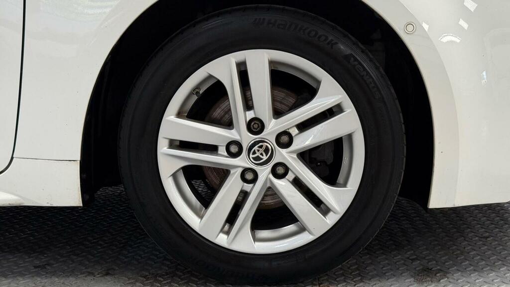 Toyota Corolla 1.8 Vvt-h Icon Tech Touring Sports Cvt Euro 6 Ss White #3