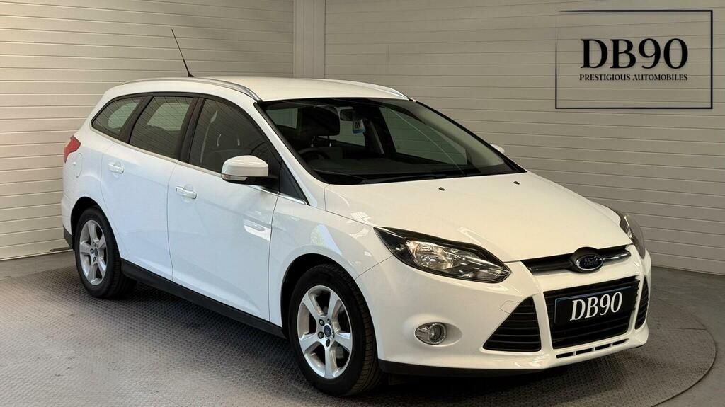 Ford Focus 1.6 Zetec Navigator Euro 5 White