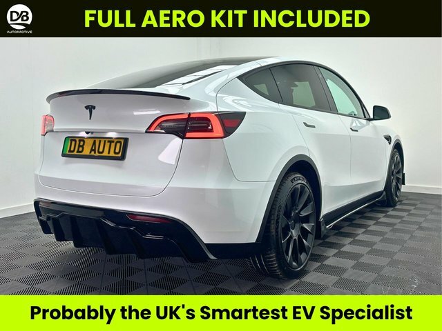 Tesla Model Y Motor Long Range Suv White