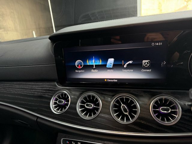 Mercedes-Benz E Class 2018 2.0 E220d Amg Line Premium Coupe Blue #4