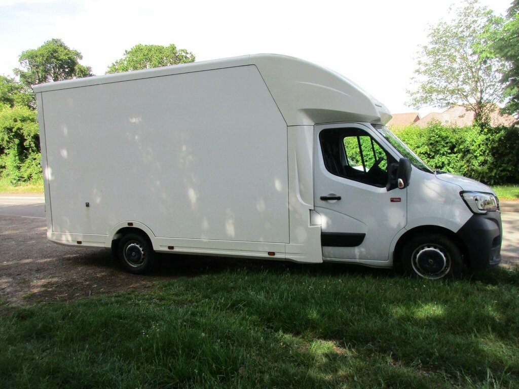 Renault Master Mpv White #2