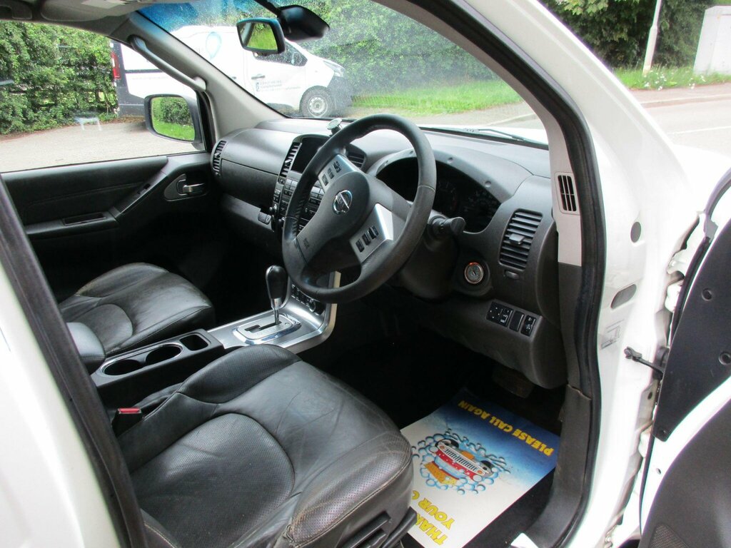 Nissan Navara Dci Tekna Grey #7