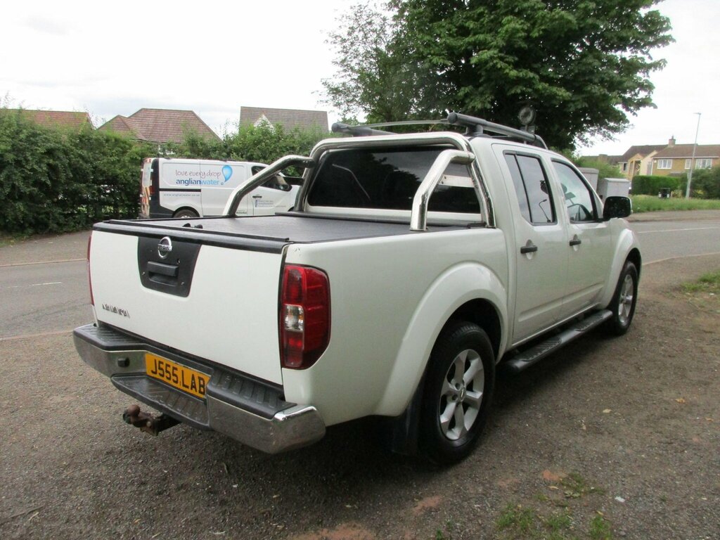 Nissan Navara 2.5 Dci Tekna 4Wd Euro 4 White #5
