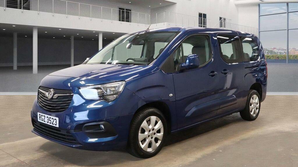 Vauxhall Combo Life 1.5 Turbo D Blueinjection Energy XL Mpv Euro 6 S Blue #2