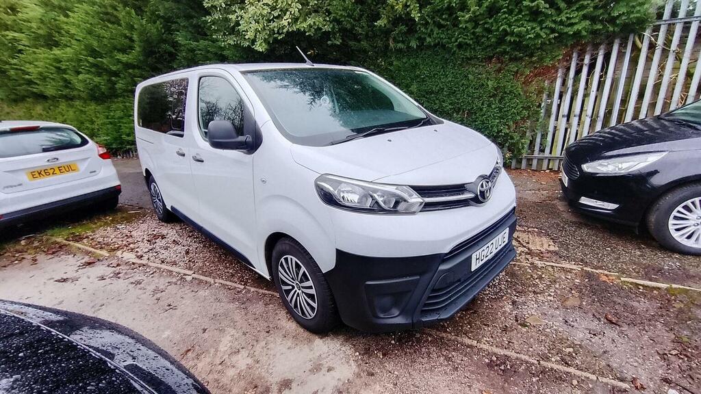 Toyota Proace Verso 1.5D 120 9 Seat Combi Uk Car White #2