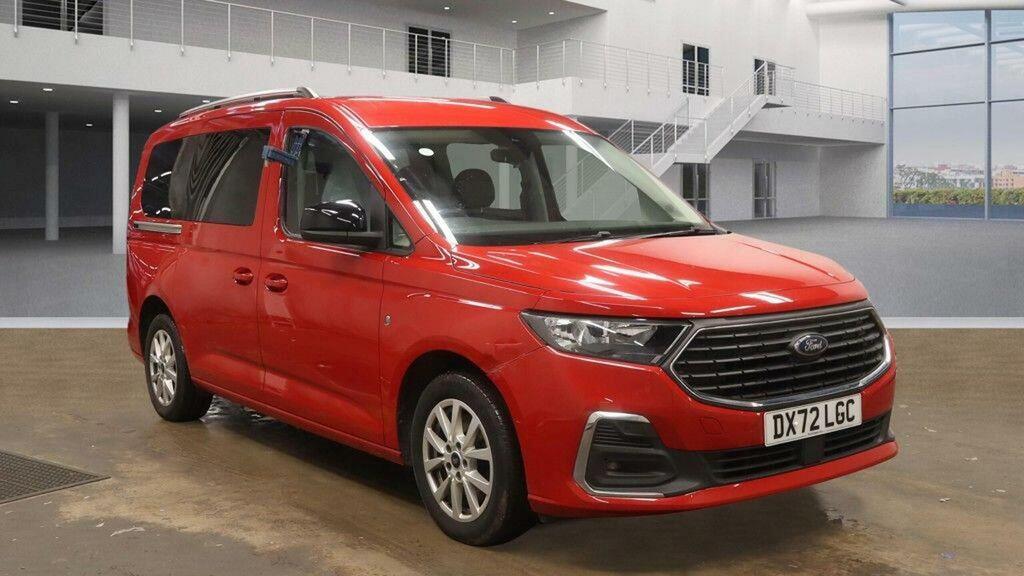 Ford Grand Tourneo Connect 2.0 Ecoblue Titanium Euro 6 Ss Red