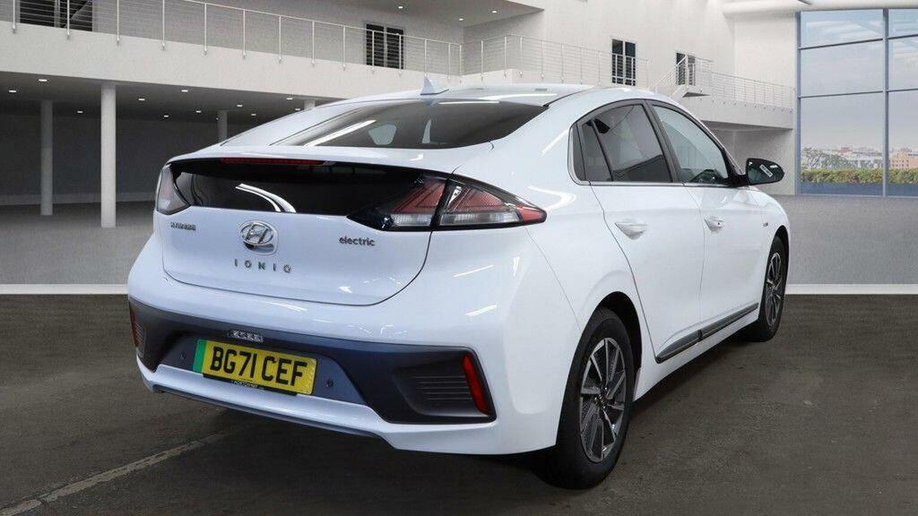 Hyundai Ioniq Hatchback BG71CEF White #4