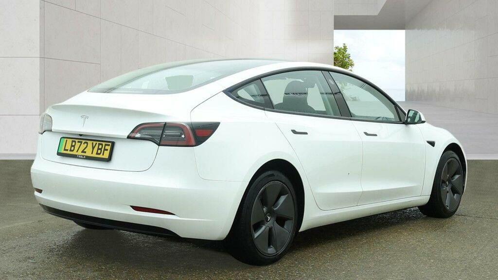 Tesla Model 3 Saloon LB72YBF White #5