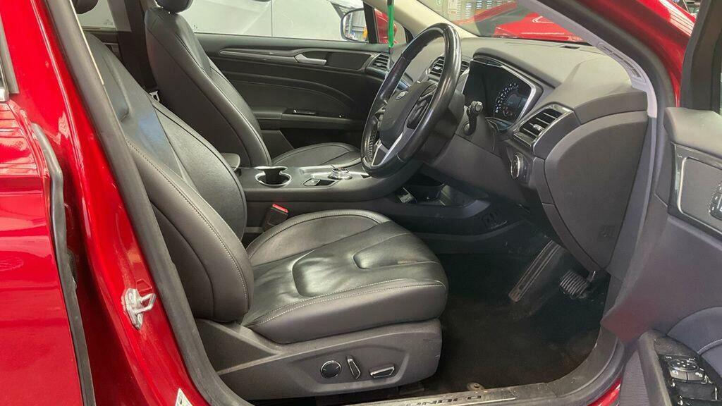 Ford Mondeo 2.0 Ecoblue Titanium Edition Black #9