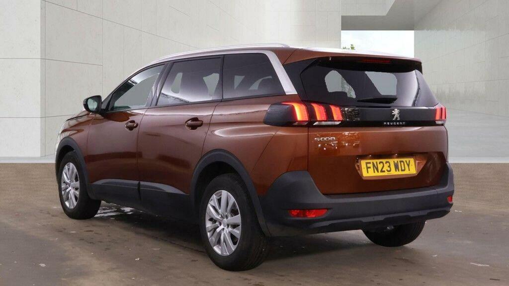 Peugeot 5008 1.5 Bluehdi Allure Premium Eat Euro 6 Ss Brown #4