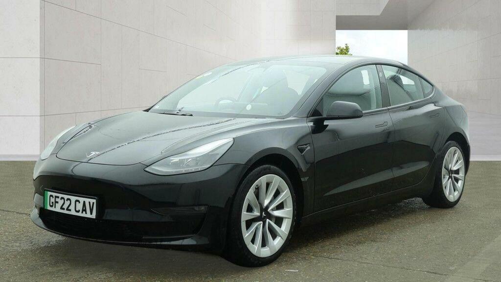 Tesla Model 3 Saloon Black #3