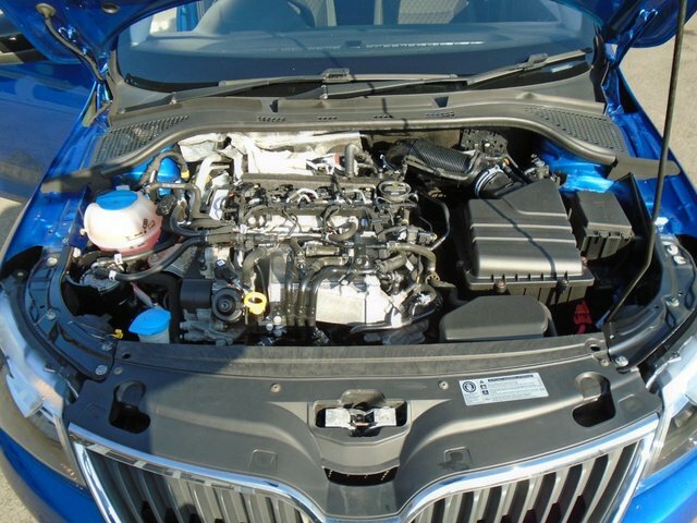 Skoda Rapid Spaceback Spaceback Se Tech Tsi White #10
