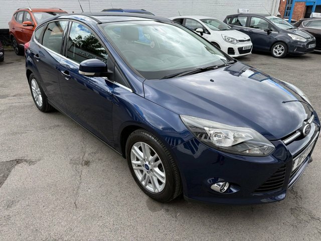 Ford Focus 1.0T Ecoboost Titanium Hatchback DF13BMZ Blue #3