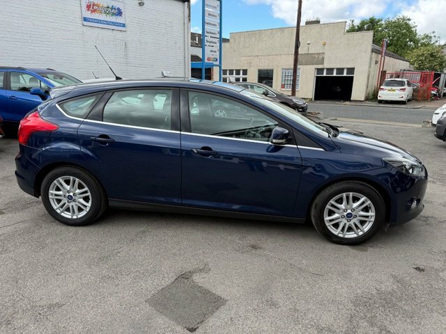 Ford Focus 1.0T Ecoboost Titanium Hatchback DF13BMZ Blue #5
