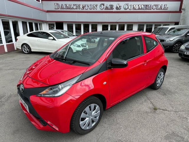 Toyota Aygo 1.0 Vvt-i X Hatchback Euro 5 Eur Red