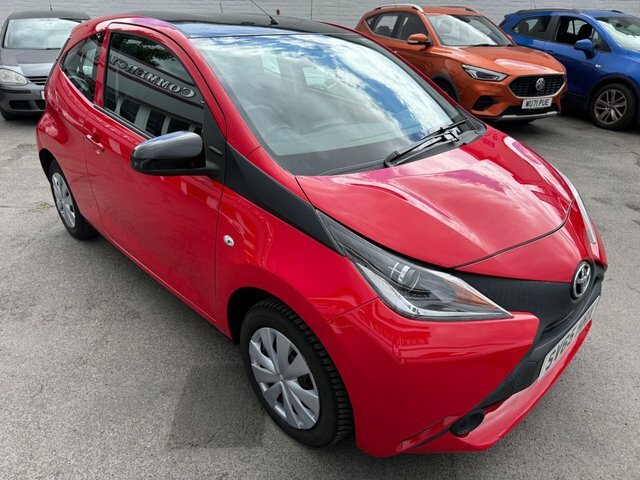 Toyota Aygo 1.0 Vvt-i X Hatchback Euro 5 Eur Red #3