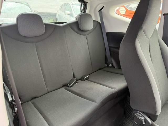Toyota Aygo Vvt-i X-pression Red #7
