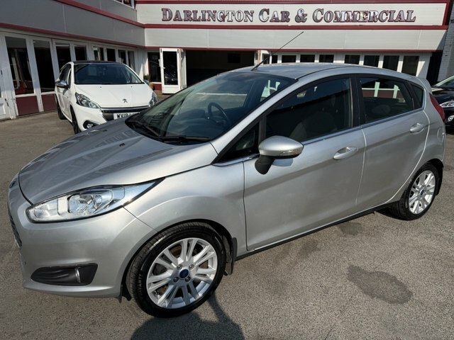 Ford Fiesta 1.0T Ecoboost Zetec Hatchback Eu Silver