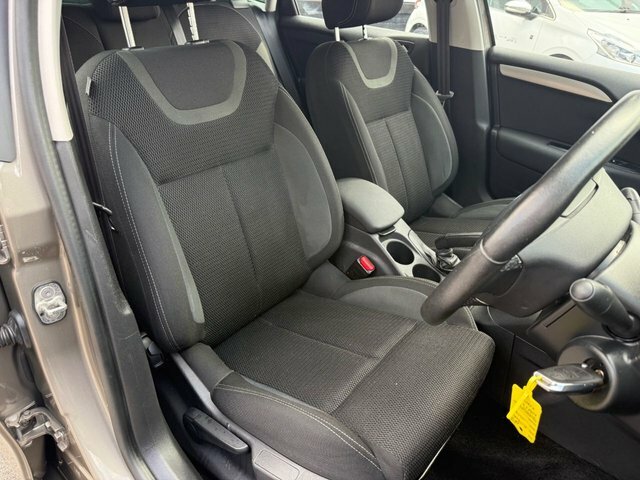 Citroen C4 1.2 Puretech Feel Hatchback Euro Grey #3