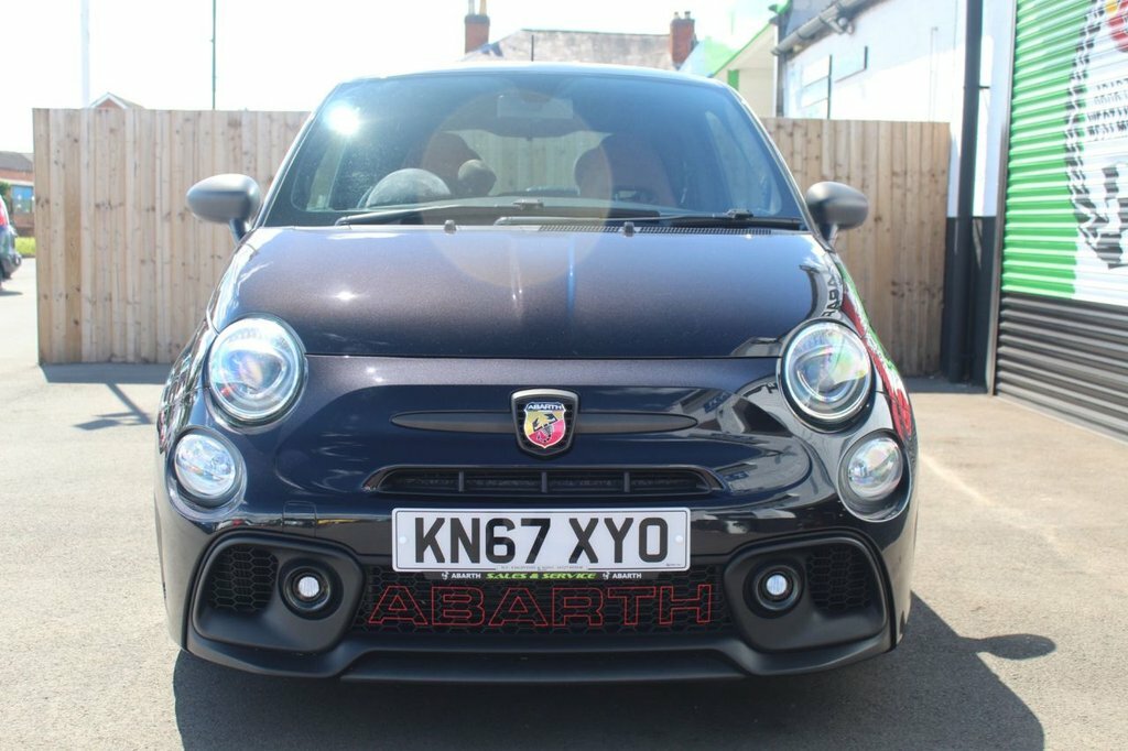 Abarth 595 Hatchback Black #2