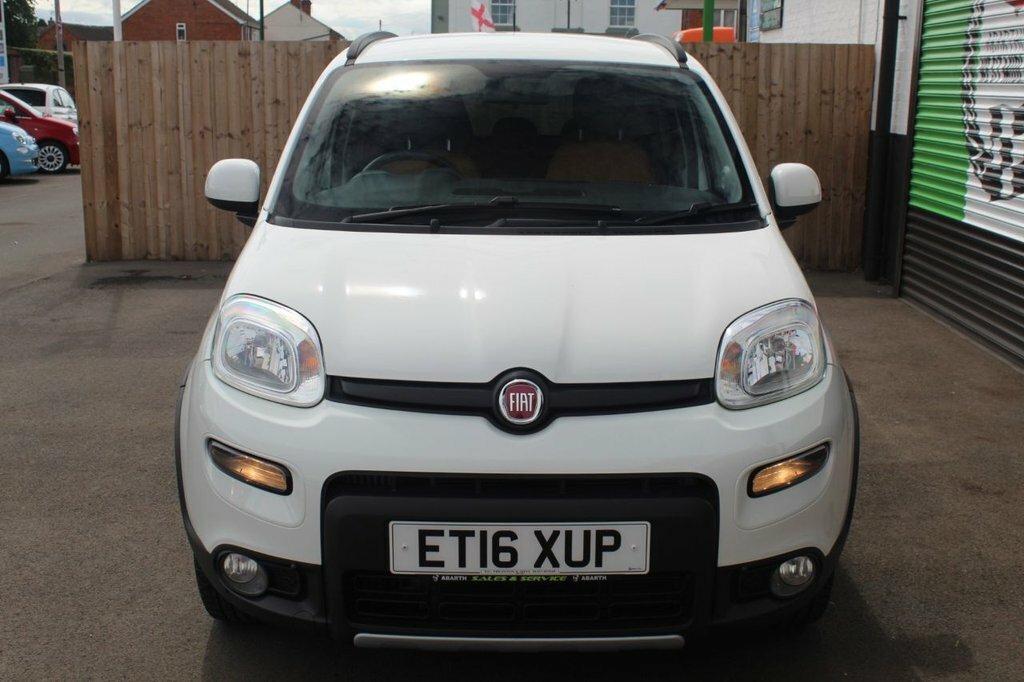 Fiat Panda 1.3L Trekking White #2