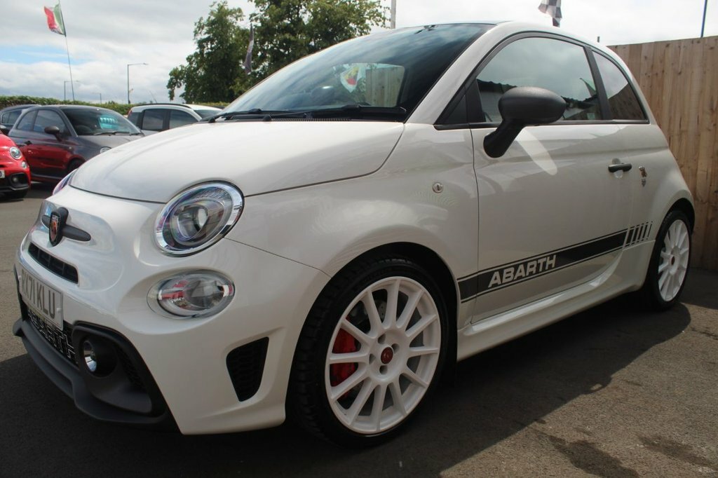 Abarth 595 1.4L Esseesse 70Th White