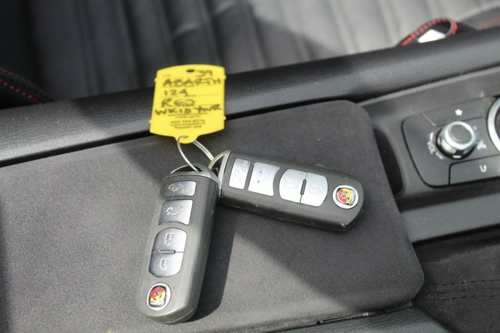 Abarth 124 Spider 1.4 Multiair Convertible Euro 6 Grey #16