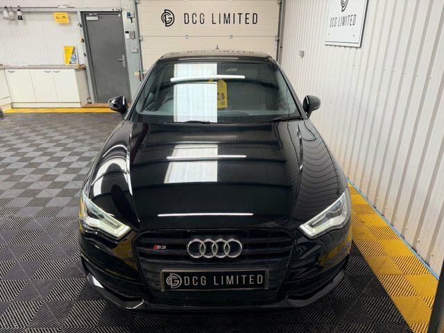 Audi S3 Tfsi Sportback HV63TFK Black #2