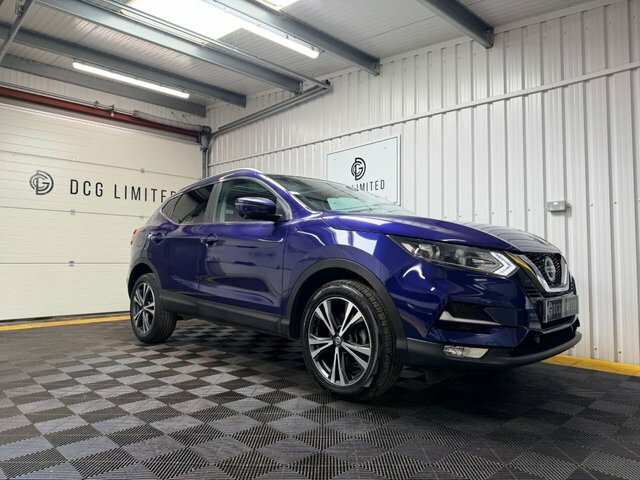 Nissan Qashqai Dig-t N-connecta Suv EU18SFF Blue