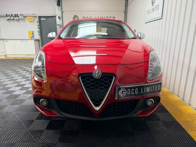 Alfa Romeo Giulietta Tb Multiair Super Hatchback Red #2