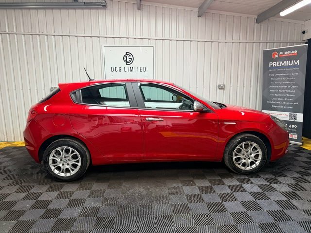 Alfa Romeo Giulietta Tb Multiair Super Hatchback Red #5