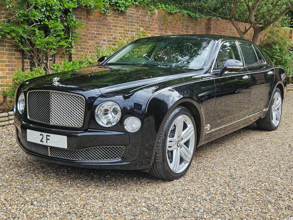 Bentley Mulsanne V8 Black #18