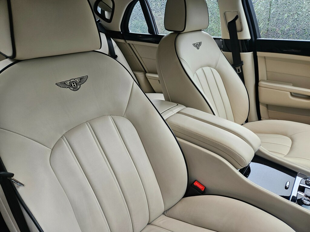 Bentley Mulsanne Mulsanne V8 Gold #33