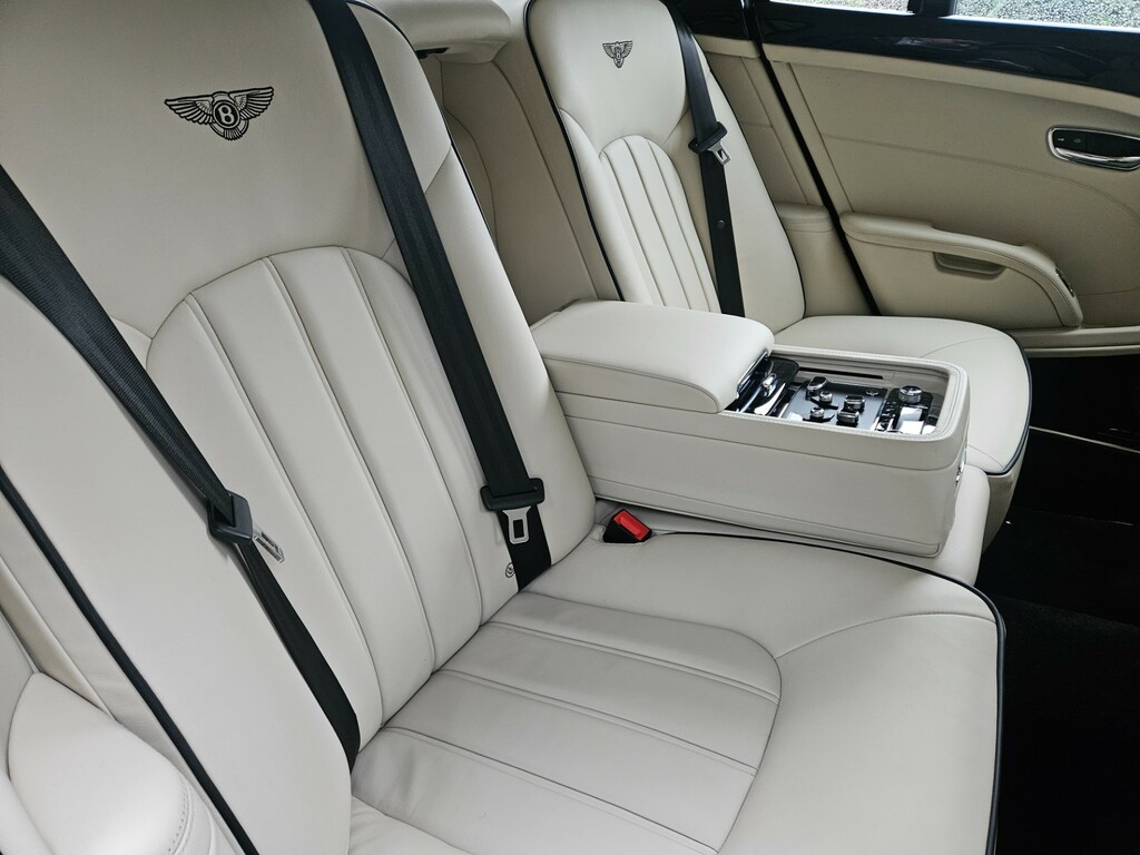 Bentley Mulsanne Mulsanne V8 Gold #35