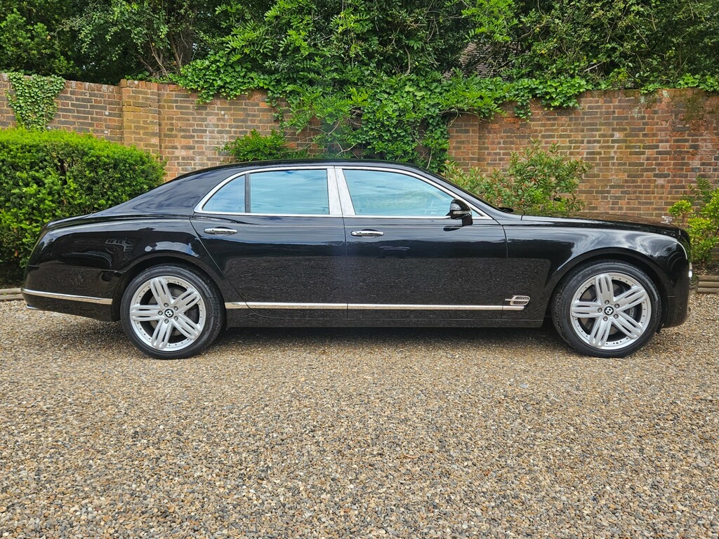 Bentley Mulsanne V8 Black #10