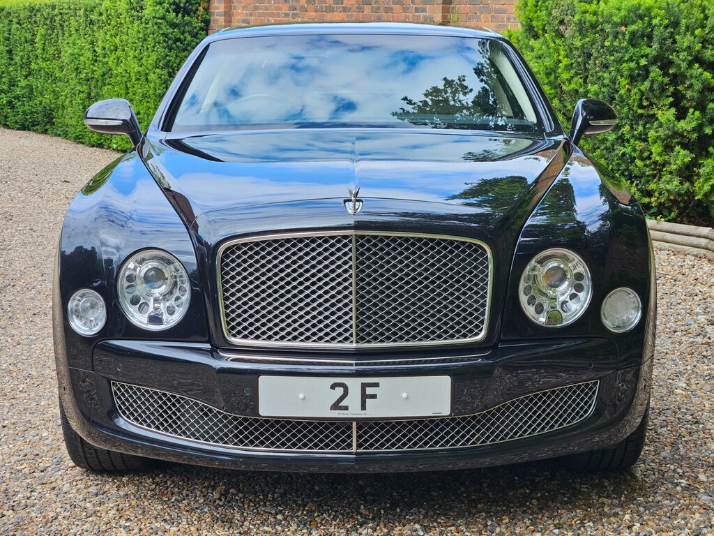 Bentley Mulsanne V8 Black #16