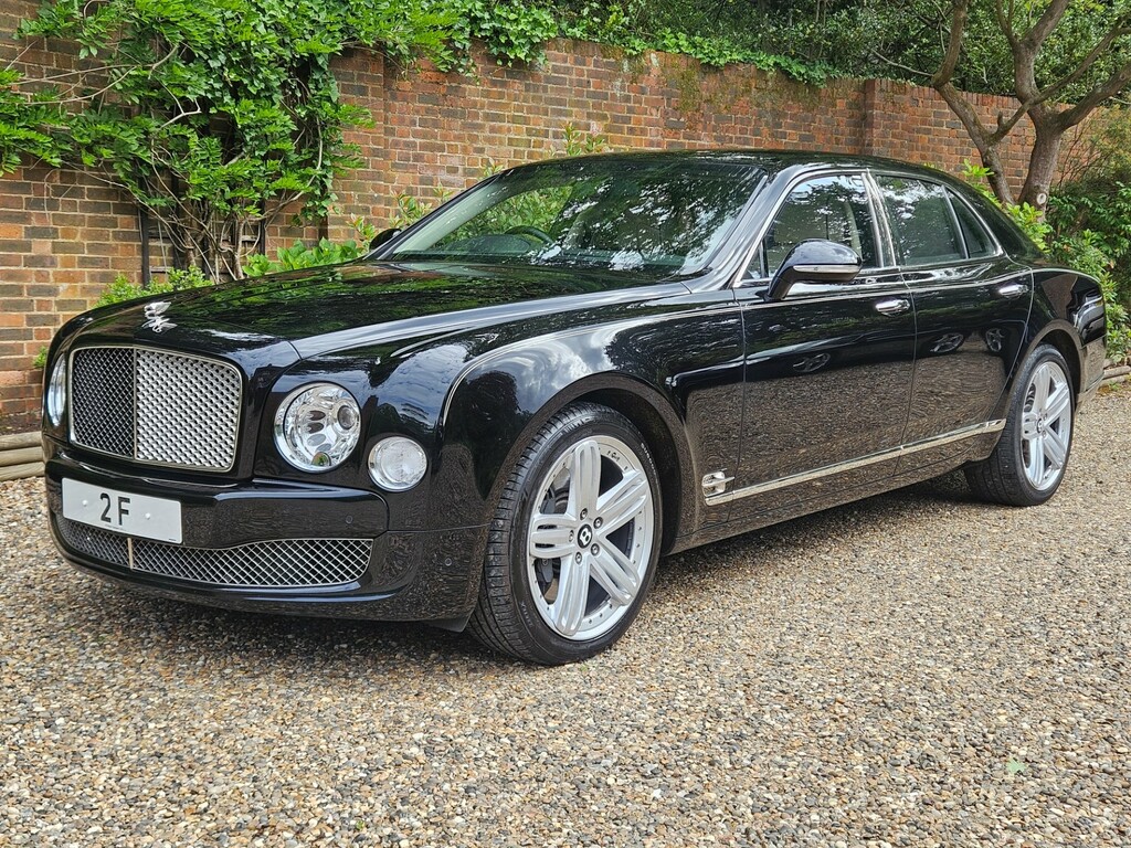 Bentley Mulsanne V8 Black #19