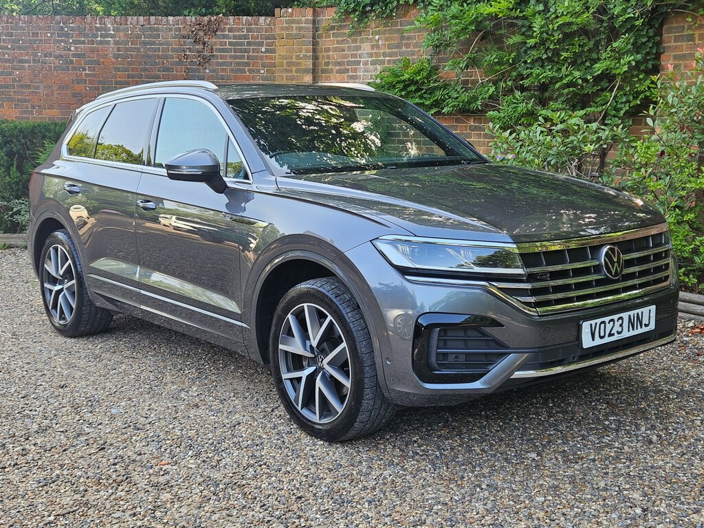 Volkswagen Touareg R-line Tech Plus Grey #26
