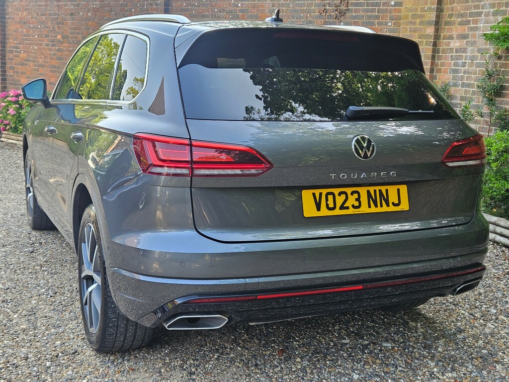 Volkswagen Touareg R-line Tech Plus Grey #21