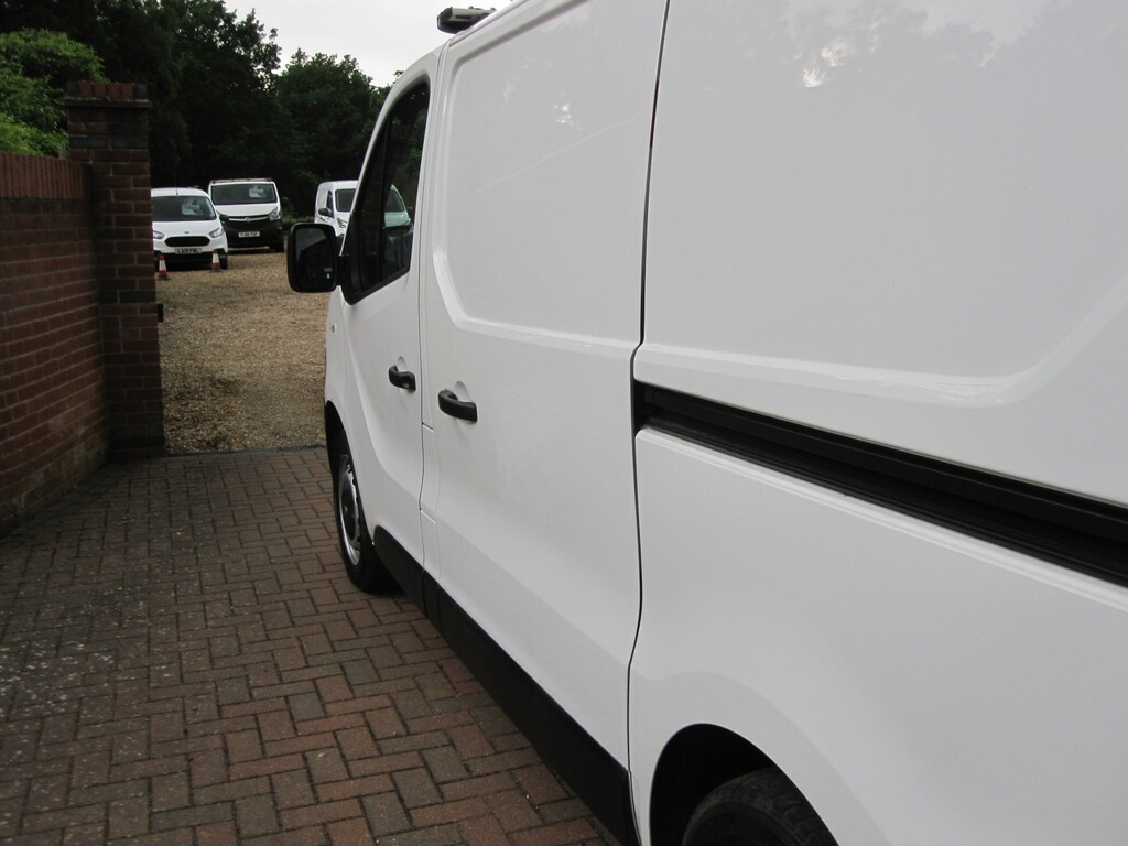 Vauxhall Vivaro 1.6 Cdti 2900 2018 White #6