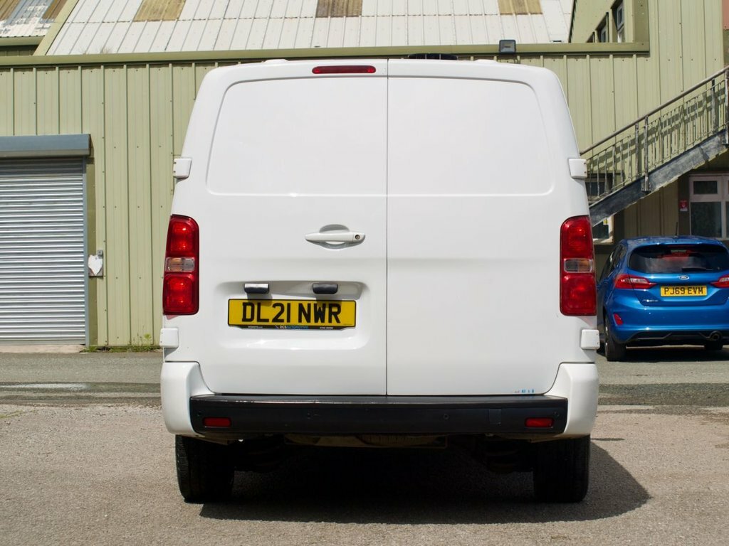 Vauxhall Vivaro 1.5L Sportive DL21NWR White #3