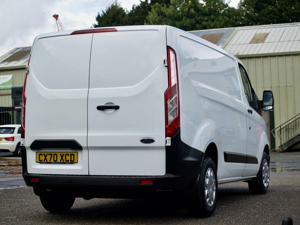 Ford Transit Custom 2L Leader CX70XCD White #4