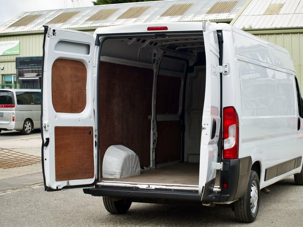 Citroen Relay Mpv LF21PPE White #5