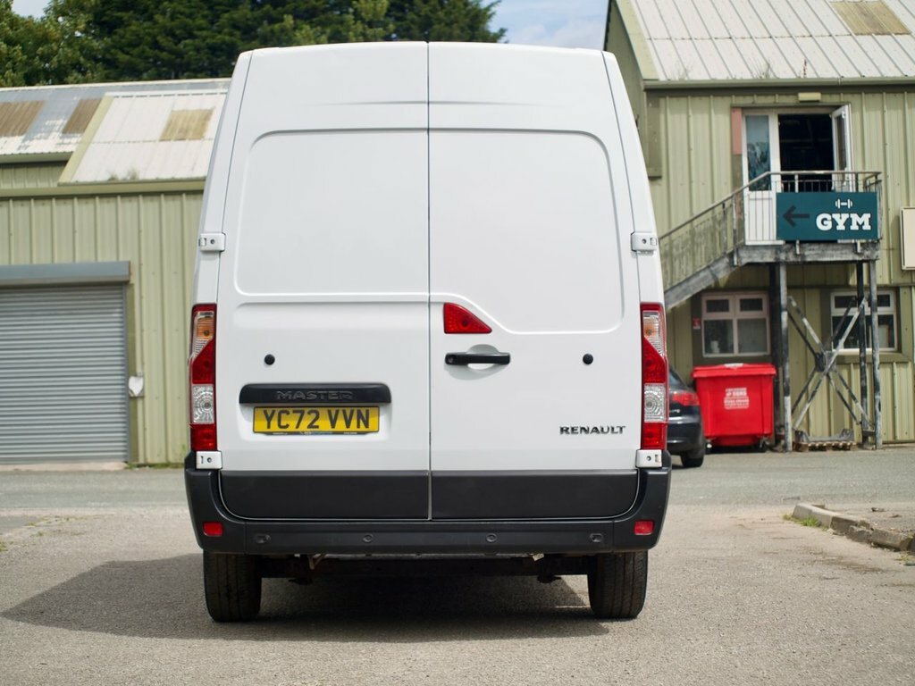 Renault Master 2.3L Business White #3